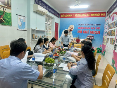 Chi bộ Trường MN Sao Mai đón đoàn kiểm tra