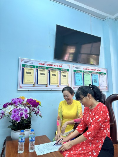 Mừng kỉ niệm 113 năm Ngày Quốc tế Phụ nữ 8.3