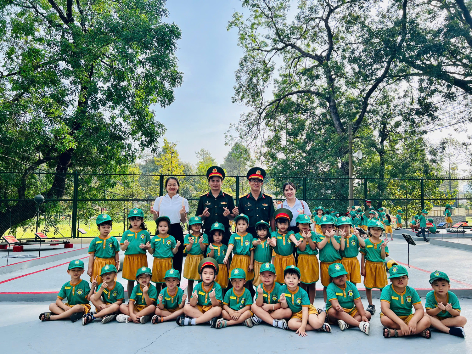 z7331869287472 7352fd33a6ec2979d7b5b5a048af1aeb